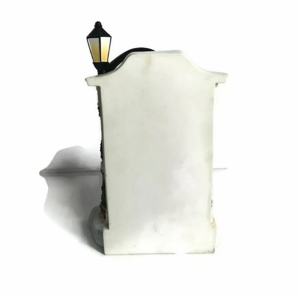 Yankee Candle Holiday Front Door With Wreath Hanging Tart Wax Burner Christmas - Picture 4 of 5